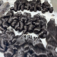 Diana bouncy curls